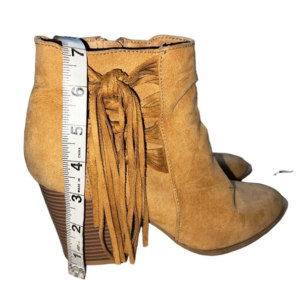 Charlotte Russe SuedeTassle Boots Sz 9 Womens Beige 3" Chunky Heels