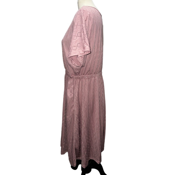 BloomChic NWT Geo Batwing Sleeve Short Sleeve Eyelet Textured Midi Dress Sz XL (14/16) Mauve Pink Pockets