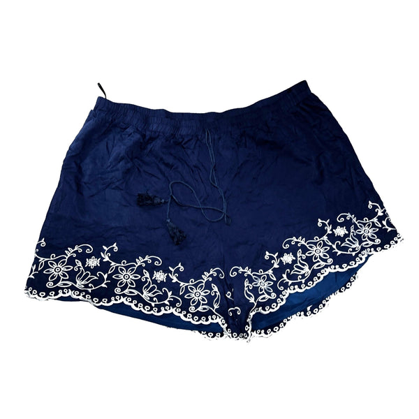 BloomChic NWT Floral Embroidered Pocket Knotted Lettuce Trim Shorts Sz 6XL (30) Navy Blue Embroidered