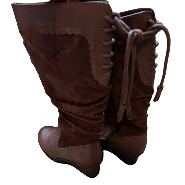 Bare Traps Fortune Knee High Wedge Heel Boots Sz 8 M Brown Leather Lace Back with Side Zipper