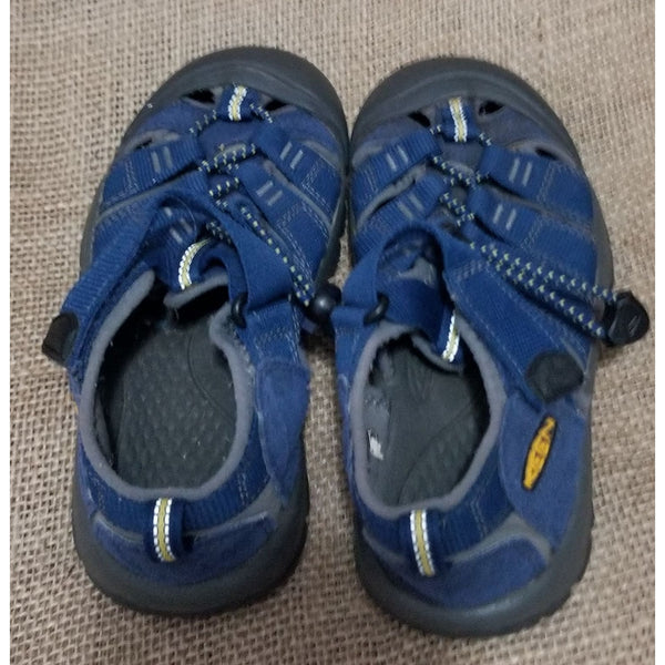 Keen Boys Sz 13 Blue Sandal Shoes Waterproof for HIking, Outdoors, and Play Shoes