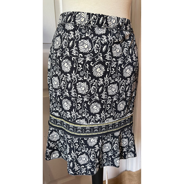 Max Studio Paisley Mini Skirt Sz L Cream & Black Floral Bell Skirt Thin & Airy