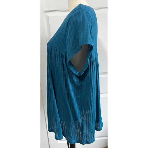 Time & Tru Blue Oversized Blouse Sz XXXL Short Sleeve Light Knit