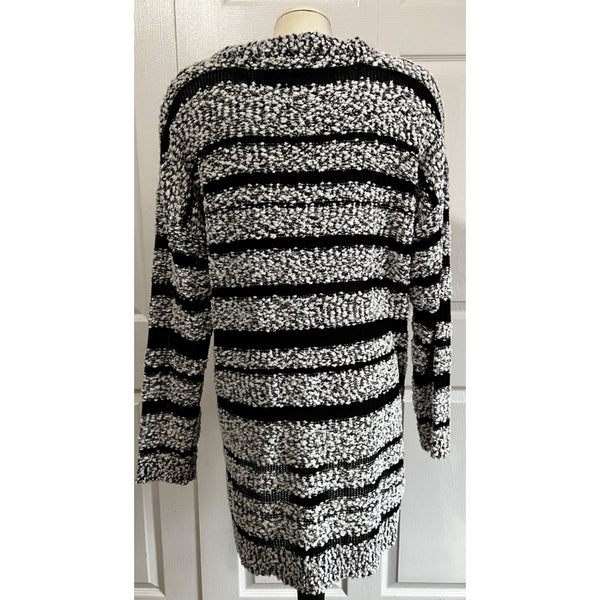 Ashley Stewart Sz 2X Black & White Sweater Soft Striped Womens Plus
